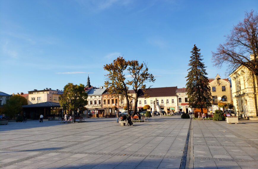 Discovering Nowy Targ: Unveiling the Charms of Lesser Poland's Enchanting Town