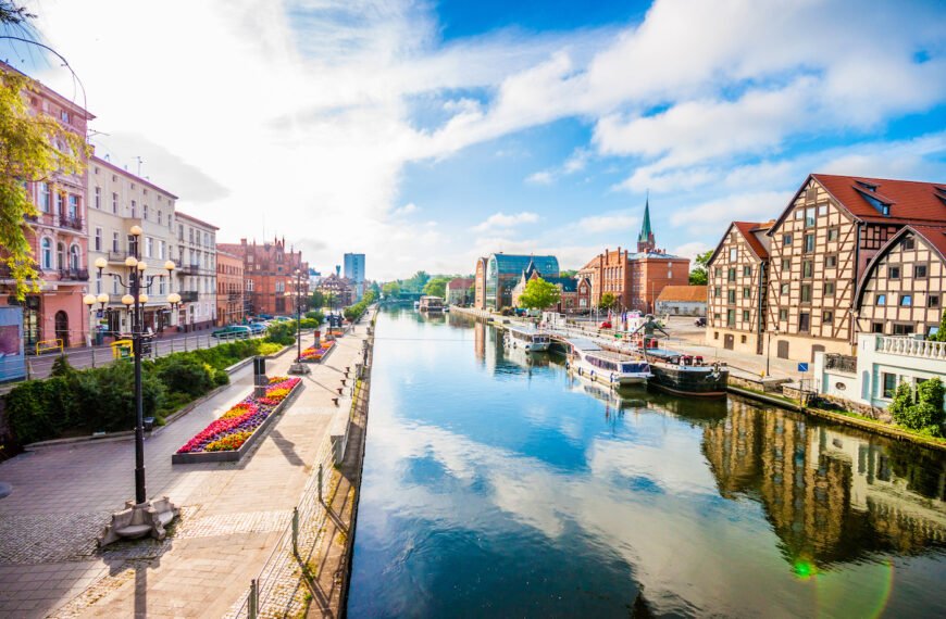 Discovering the Enchanting Charms of Bydgoszcz: A Weekend Getaway in Kuyavian-Pomeranian